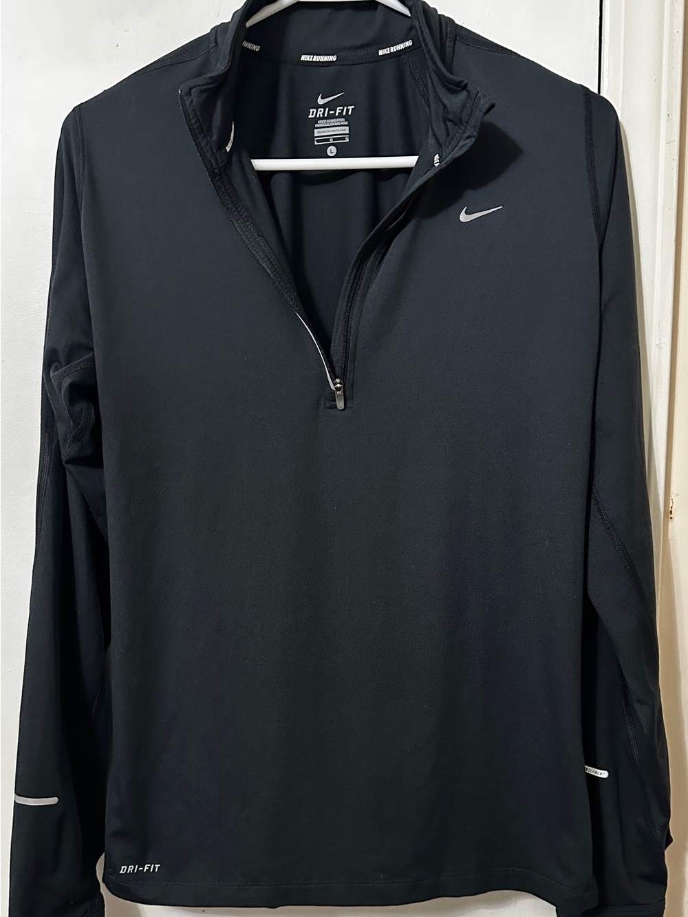 Nike Element Black Performance Pullover, half zip, thumb holes